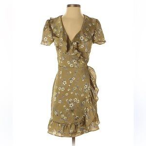 Emory Park 💕 mini green floral wrap dress NWT medium